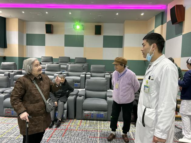 远离结石困扰,守护泌尿健康——峨眉山佛光康养院开展健康讲座